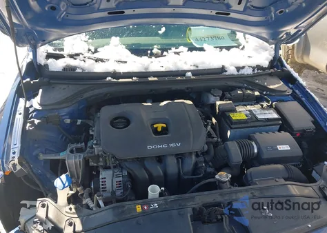 2018 Hyundai Elantra Se z USA, uszkodzony, nr VIN 5NPD74LF8JH350615